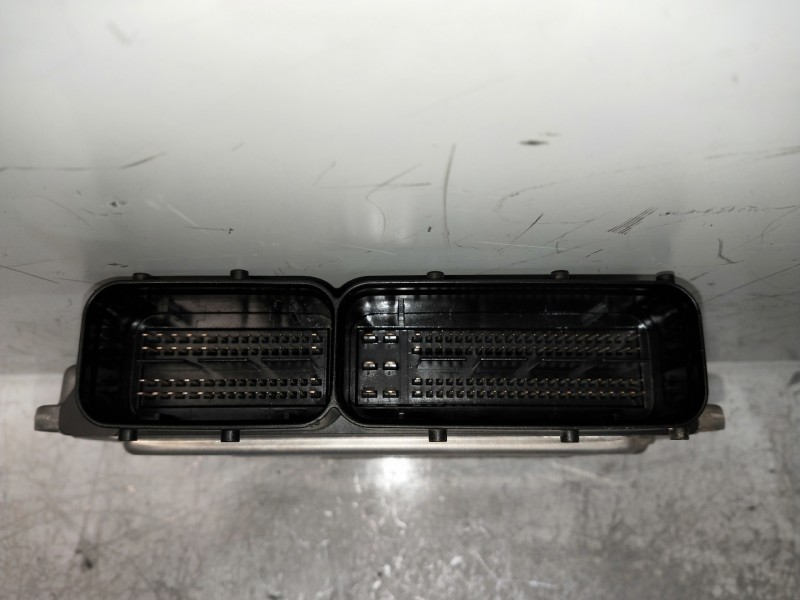 Recambio de centralita motor uce para audi a3 sportback (8ya) s-line referencia OEM IAM 0261S21825 05E907309D 1093T53160