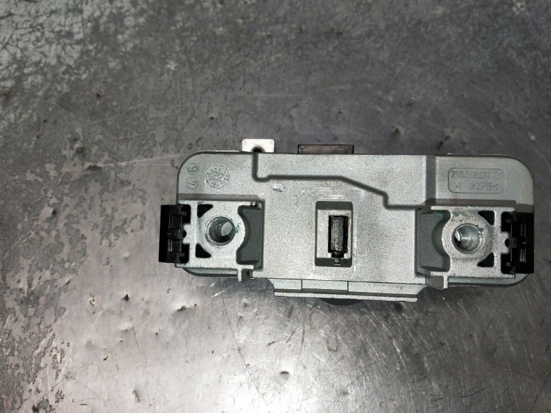 Recambio de conmutador de arranque para audi a3 sportback (8ya) s-line referencia OEM IAM 2Q0905861B 3357560500ELV 46230000 0590
