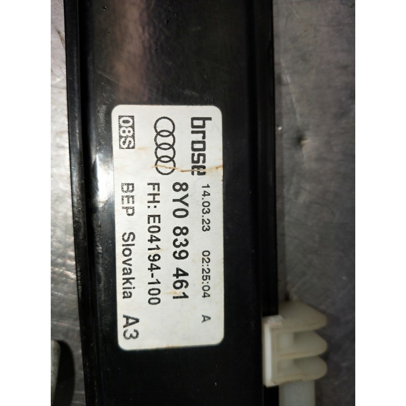 Recambio de elevalunas trasero izquierdo para audi a3 sportback (8ya) s-line referencia OEM IAM 8Y0839461 E04194100 5P
