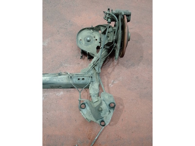 Recambio de puente trasero para renault kangoo referencia OEM IAM   