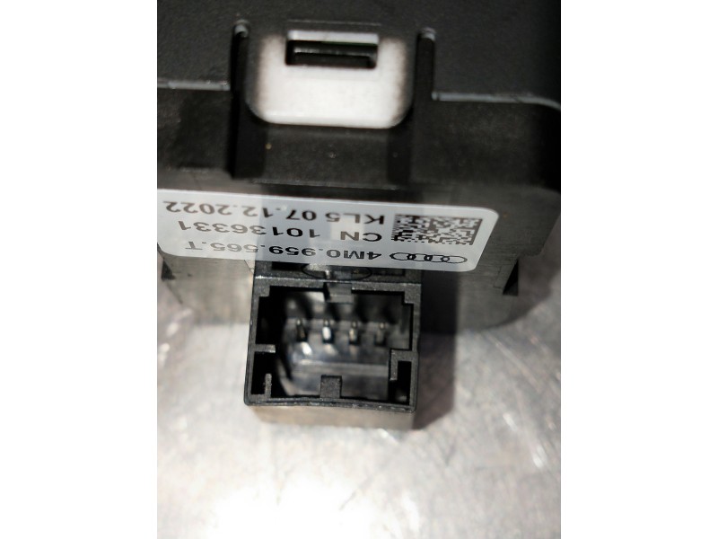 Recambio de mando retrovisor para audi a3 sportback (8ya) s-line referencia OEM IAM 4M0959565T 10136331 