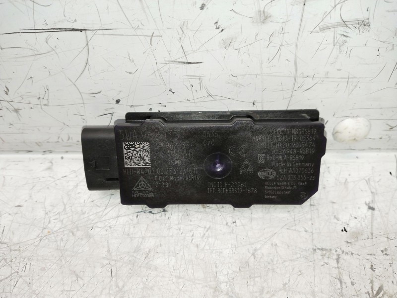 Recambio de modulo electronico para audi a3 sportback (8ya) s-line referencia OEM IAM 5WA962133F 31231611 5ZA013855