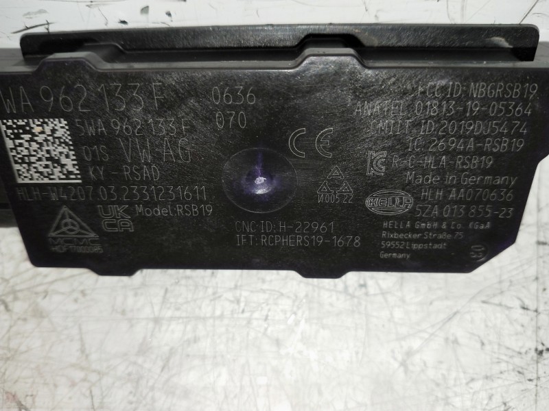 Recambio de modulo electronico para audi a3 sportback (8ya) s-line referencia OEM IAM 5WA962133F 31231611 5ZA013855