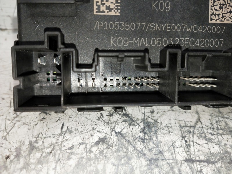 Recambio de modulo electronico para audi a3 sportback (8ya) s-line referencia OEM IAM 5Q0595595L 8W1959595D EC420007