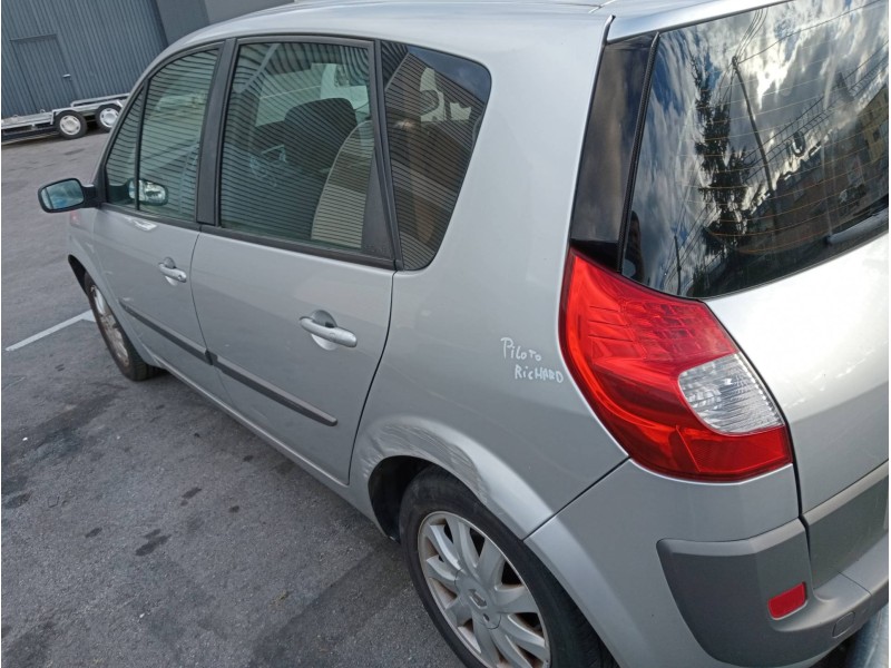 renault scenic ii del año 2007