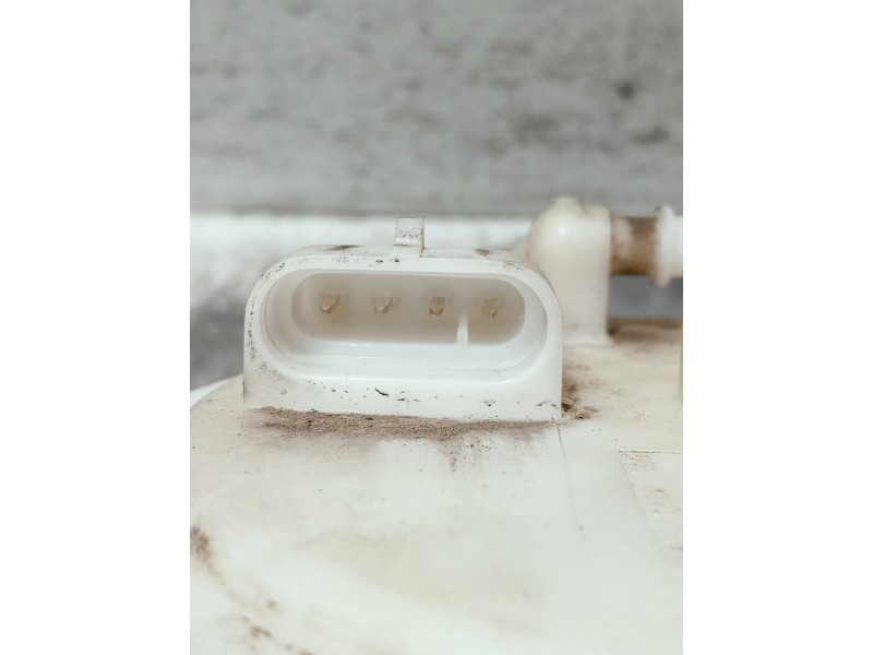 Recambio de bomba combustible para smart coupe referencia OEM IAM 0010688V001 09750029904 