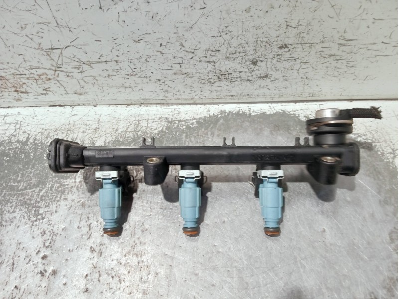 Recambio de rampa inyectora para smart coupe referencia OEM IAM 0003096V005 A1600700295 0280151083