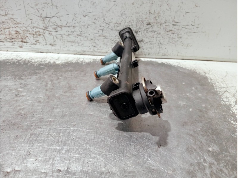 Recambio de rampa inyectora para smart coupe referencia OEM IAM 0003096V005 A1600700295 0280151083