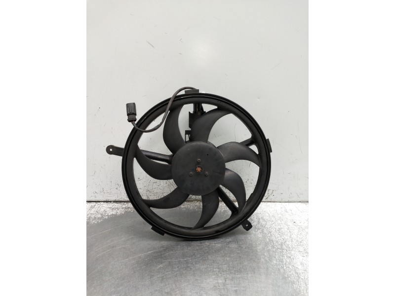 Recambio de electroventilador para mini mini (r56) referencia OEM IAM 0130303019 M5377001 