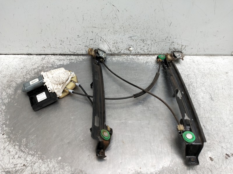 Recambio de elevalunas delantero izquierdo para seat leon (1p1) referencia OEM IAM 1P0837401A 1K0959793H 5P