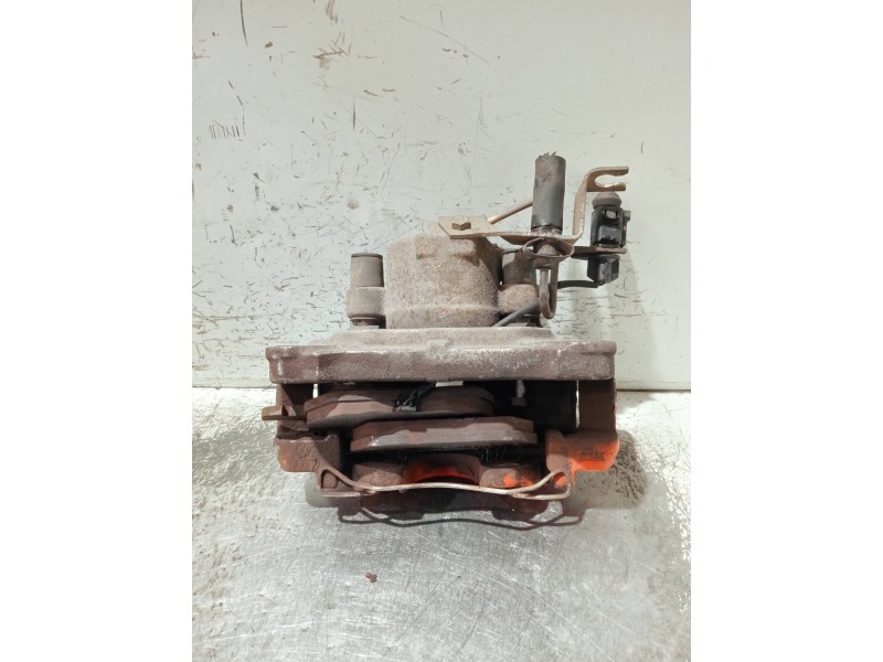 Recambio de pinza freno delantera derecha para audi a4 avant (8e) referencia OEM IAM   