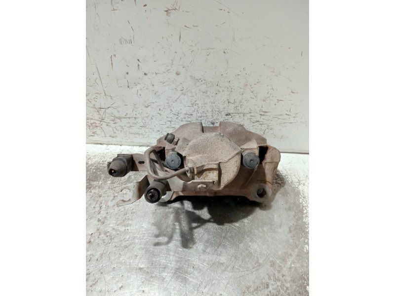 Recambio de pinza freno delantera izquierda para audi a4 avant (8e) referencia OEM IAM   