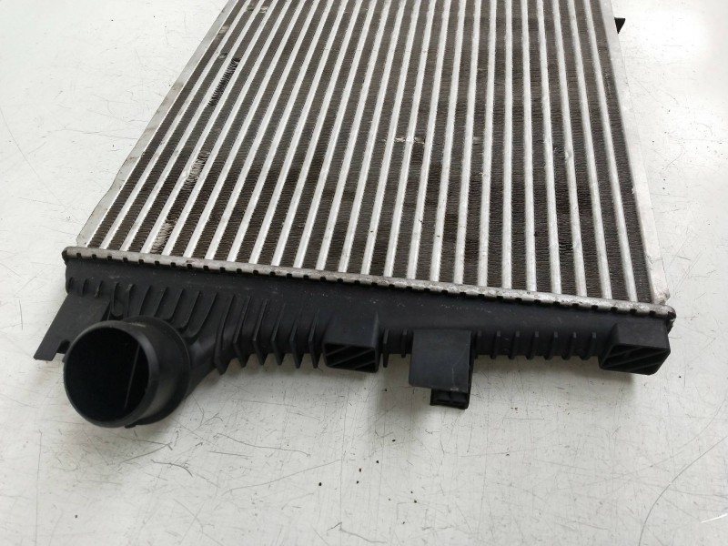 Recambio de intercooler para alfa romeo 159 (140) 2.4 jtdm 20v ti referencia OEM IAM VP4FLH9L440AF 50507299 