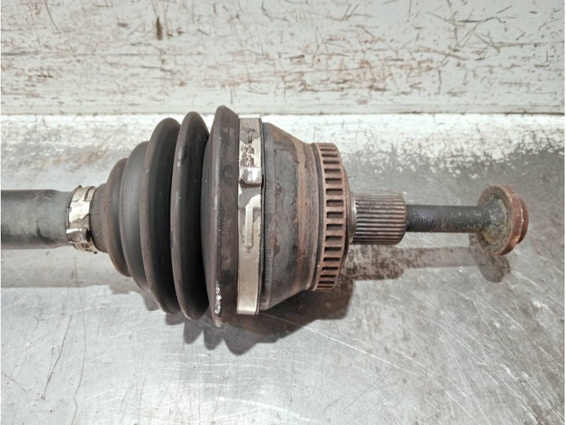 Recambio de transmision delantera izquierda para audi a4 avant (8e) referencia OEM IAM   