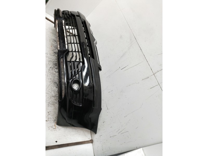 Recambio de paragolpes delantero para citroen c4 berlina referencia OEM IAM  VER FOTOS TIENE DESPERFECTOS