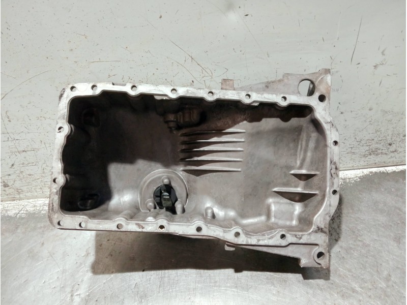 Recambio de carter para audi a4 avant (8e) referencia OEM IAM 06B103603AQ  