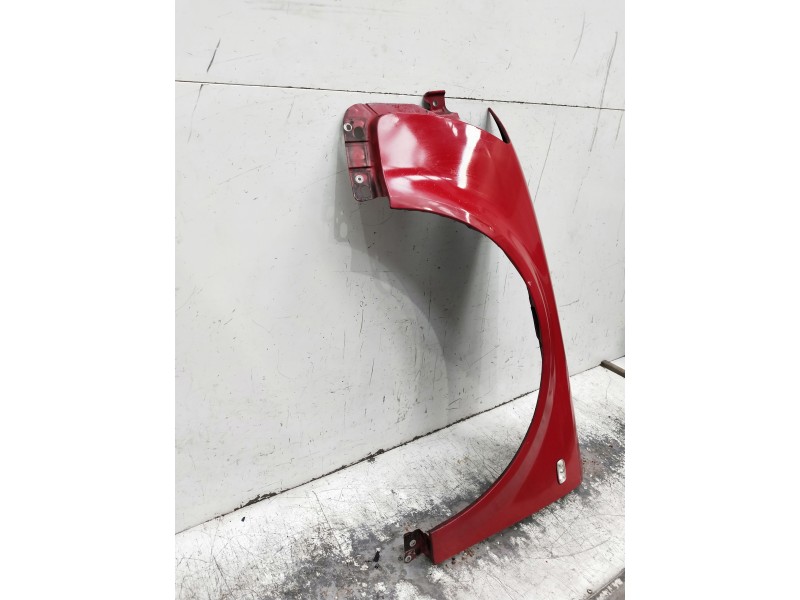 Recambio de aleta delantera izquierda para audi a4 avant (8e) referencia OEM IAM   