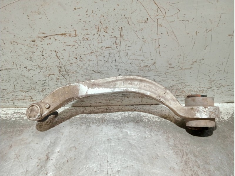 Recambio de brazo suspension inferior delantero derecho para audi a4 avant (8e) referencia OEM IAM   