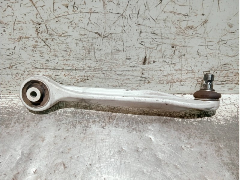 Recambio de brazo suspension superior delantero derecho para audi a4 avant (8e) referencia OEM IAM   