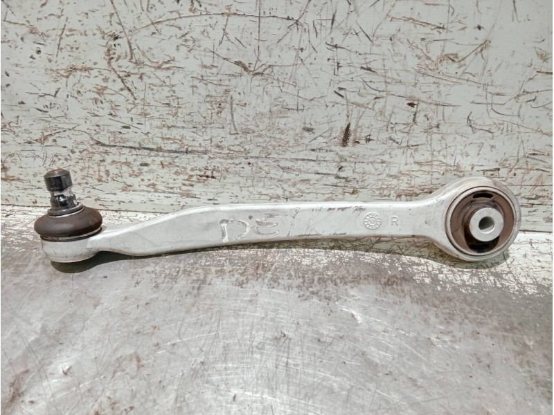 Recambio de brazo suspension superior delantero derecho para audi a4 avant (8e) referencia OEM IAM   