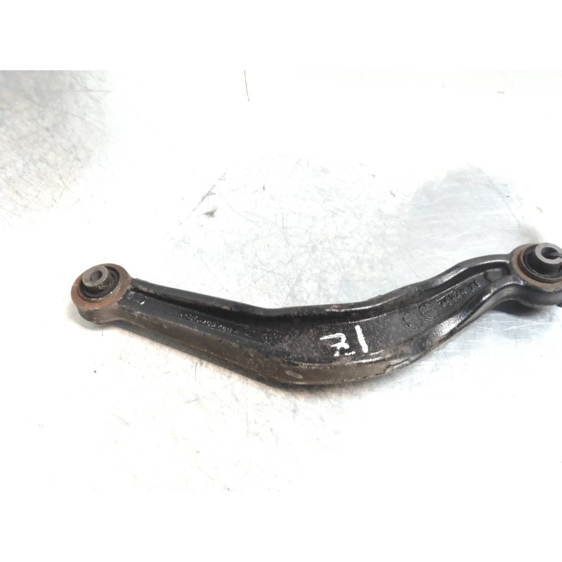 Recambio de brazo suspension superior trasero izquierdo para opel insignia berlina 2.0 16v cdti referencia OEM IAM   