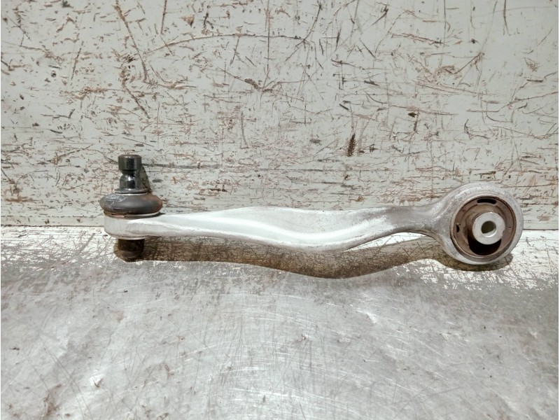 Recambio de brazo suspension superior delantero derecho para audi a4 avant (8e) referencia OEM IAM   