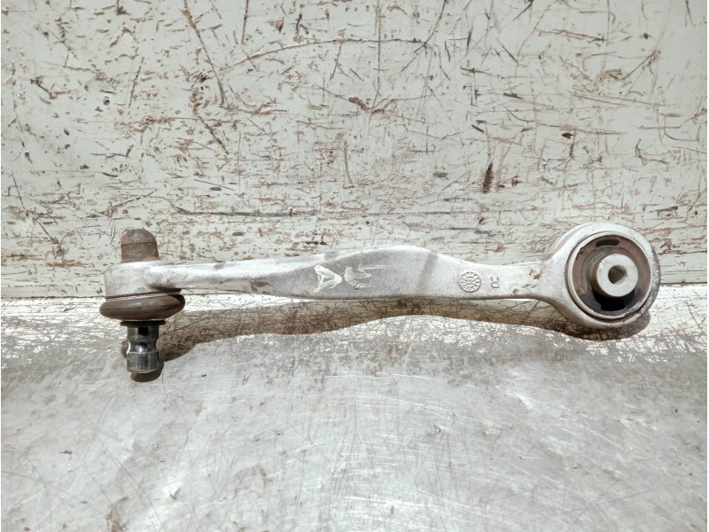 Recambio de brazo suspension superior delantero derecho para audi a4 avant (8e) referencia OEM IAM   