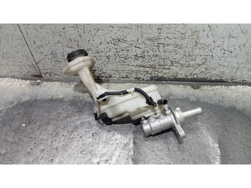Recambio de bomba freno para renault kadjar experience referencia OEM IAM 0204790171  