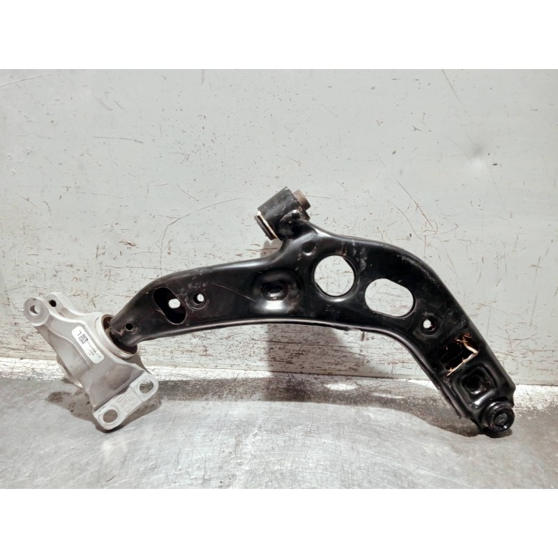 Recambio de brazo suspension inferior delantero izquierdo para bmw x1/ix1 u11 x1 sdrive 18i referencia OEM IAM 884654303  
