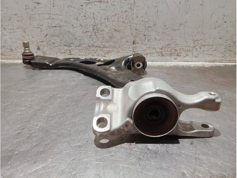 Recambio de brazo suspension inferior delantero izquierdo para bmw x1/ix1 u11 x1 sdrive 18i referencia OEM IAM 884654303  