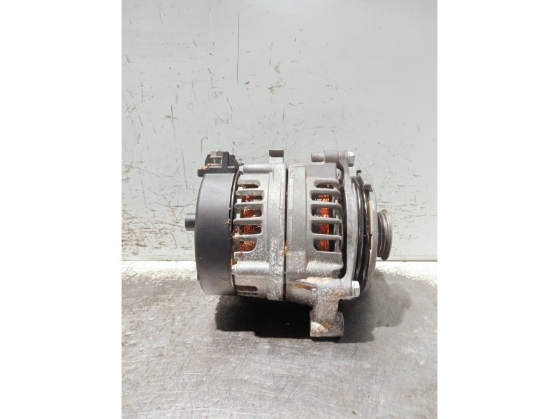 Recambio de alternador para bmw x1/ix1 u11 x1 sdrive 18i referencia OEM IAM 5A504F9 2740573A EG18S033