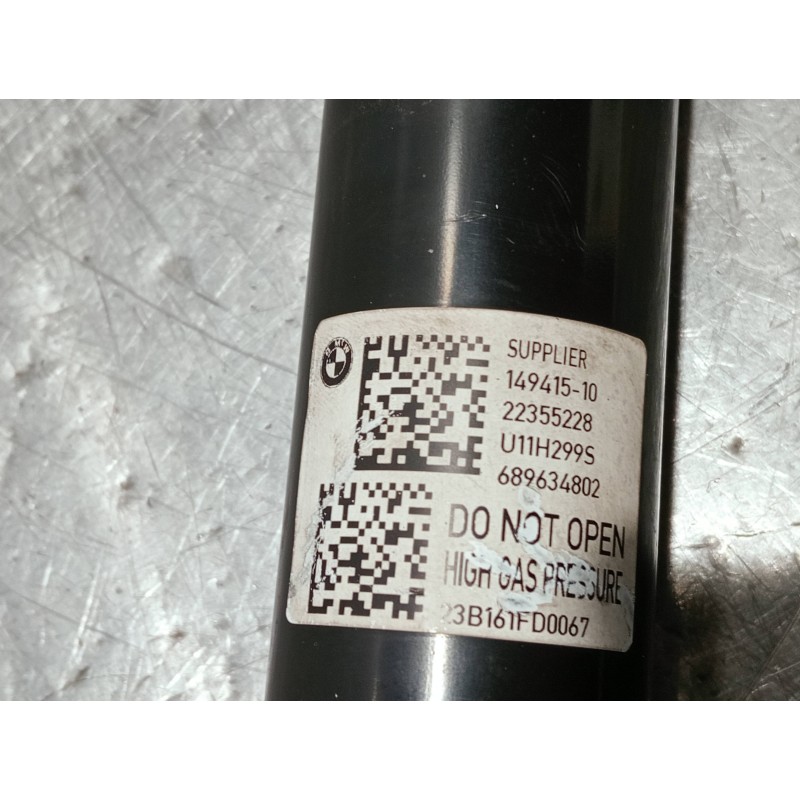 Recambio de amortiguador trasero derecho para bmw x1/ix1 u11 x1 sdrive 18i referencia OEM IAM 689634802 14941510 