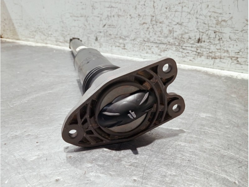 Recambio de amortiguador trasero izquierdo para bmw x1/ix1 u11 x1 sdrive 18i referencia OEM IAM 689634802 14941510 