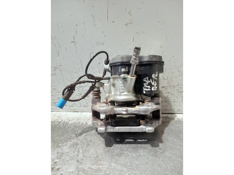 Recambio de pinza freno trasera derecha para bmw x1/ix1 u11 x1 sdrive 18i referencia OEM IAM 689106402  