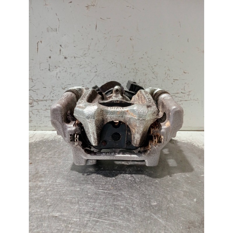 Recambio de pinza freno trasera izquierda para bmw x1/ix1 u11 x1 sdrive 18i referencia OEM IAM 689106302  