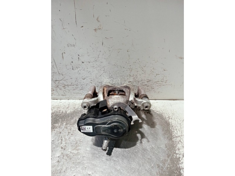 Recambio de pinza freno trasera izquierda para bmw x1/ix1 u11 x1 sdrive 18i referencia OEM IAM 689106302  
