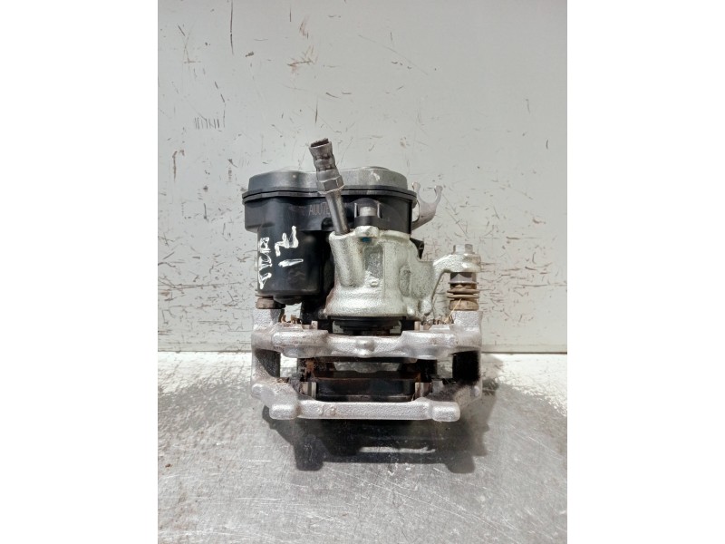 Recambio de pinza freno trasera izquierda para bmw x1/ix1 u11 x1 sdrive 18i referencia OEM IAM 689106302  