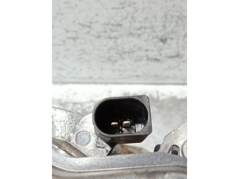 Recambio de pinza freno trasera izquierda para bmw x1/ix1 u11 x1 sdrive 18i referencia OEM IAM 689106302  