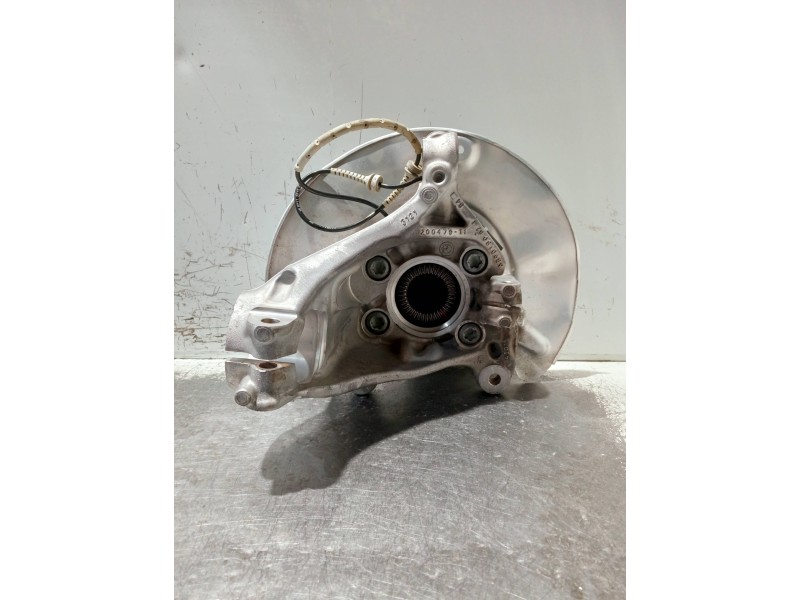 Recambio de mangueta delantera derecha para bmw x1/ix1 u11 x1 sdrive 18i referencia OEM IAM 689018082 20047911 