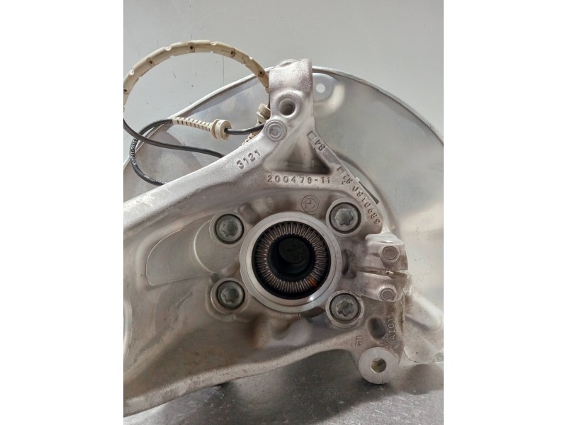 Recambio de mangueta delantera derecha para bmw x1/ix1 u11 x1 sdrive 18i referencia OEM IAM 689018082 20047911 