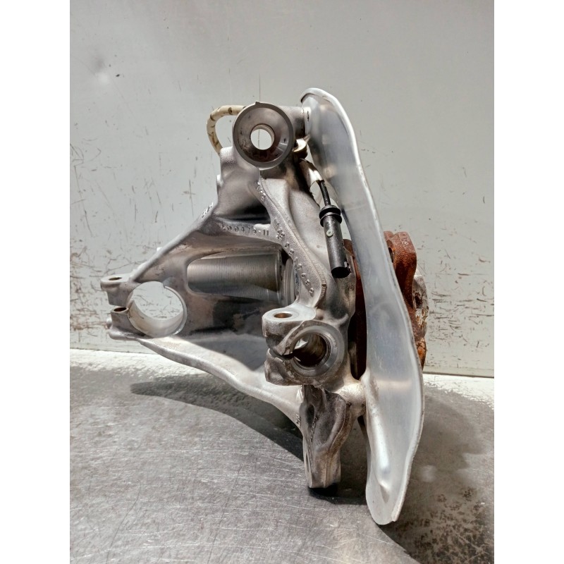 Recambio de mangueta delantera derecha para bmw x1/ix1 u11 x1 sdrive 18i referencia OEM IAM 689018082 20047911 