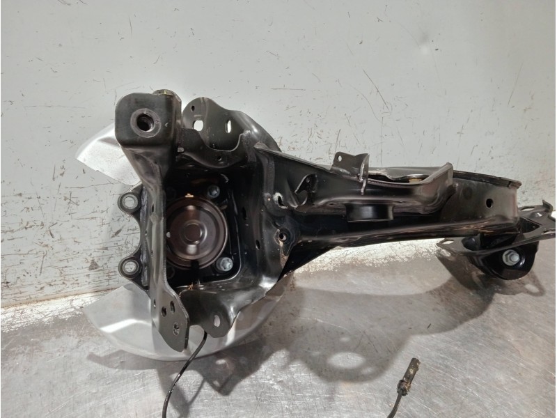 Recambio de mangueta trasera derecha para bmw x1/ix1 u11 x1 sdrive 18i referencia OEM IAM 6894210 14819014 