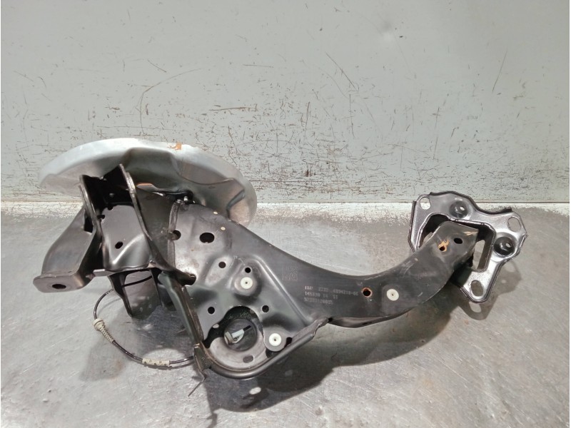 Recambio de mangueta trasera derecha para bmw x1/ix1 u11 x1 sdrive 18i referencia OEM IAM 6894210 14819014 