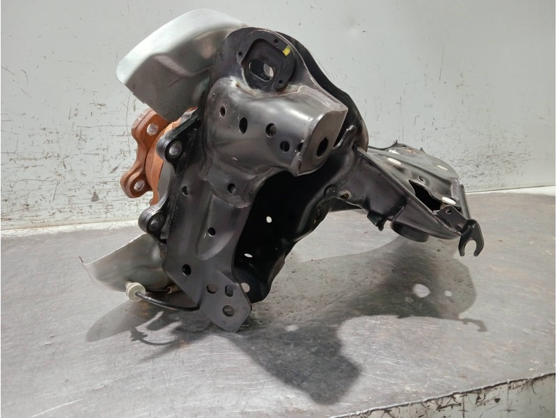 Recambio de mangueta trasera derecha para bmw x1/ix1 u11 x1 sdrive 18i referencia OEM IAM 6894210 14819014 