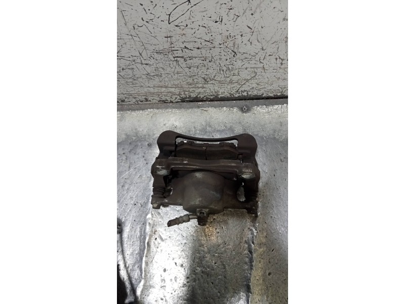 Recambio de pinza freno delantera derecha para renault kadjar experience referencia OEM IAM   