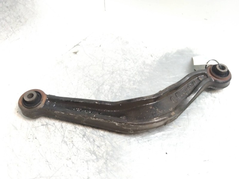 Recambio de brazo suspension superior trasero izquierdo para opel insignia berlina 2.0 16v cdti referencia OEM IAM   