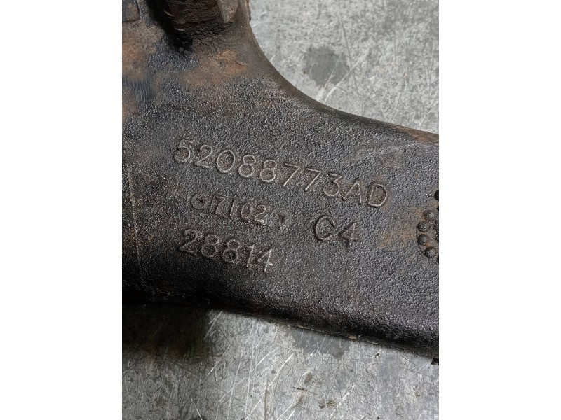 Recambio de brazo suspension inferior delantero izquierdo para jeep cherokee (kj) referencia OEM IAM 52088773AD  