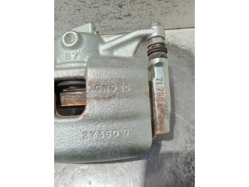 Recambio de pinza freno delantera derecha para audi a3 sportback (8ya) s-line referencia OEM IAM 2Y360G 7L766C 