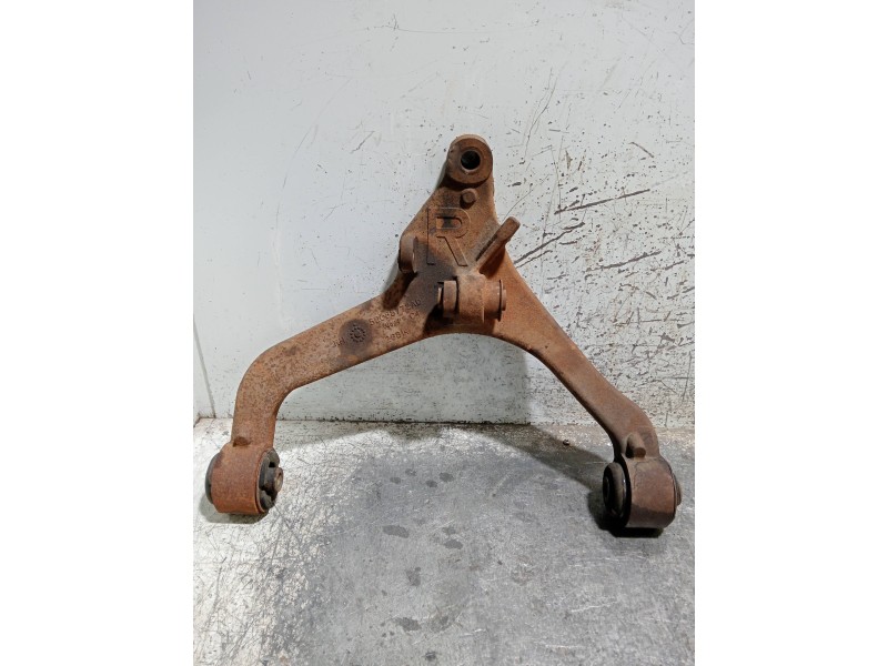 Recambio de brazo suspension inferior delantero derecho para jeep cherokee (kj) referencia OEM IAM 52088772AD  