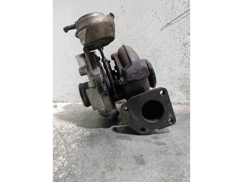 Recambio de turbocompresor para jeep cherokee (kj) referencia OEM IAM 35242115F 7633601 